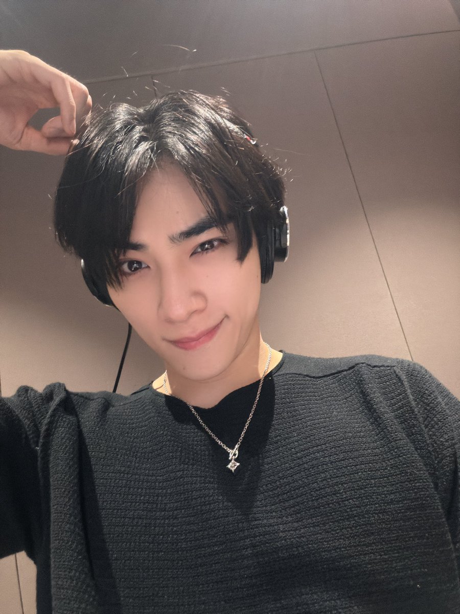 🍒 XIAOJUN WAVES tweet media
