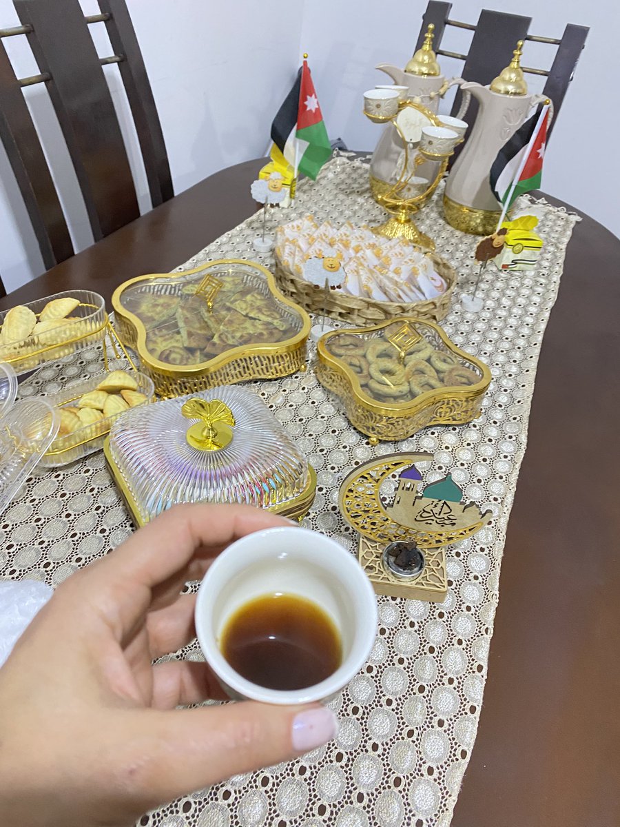 hiba mahmoode🤍 tweet media