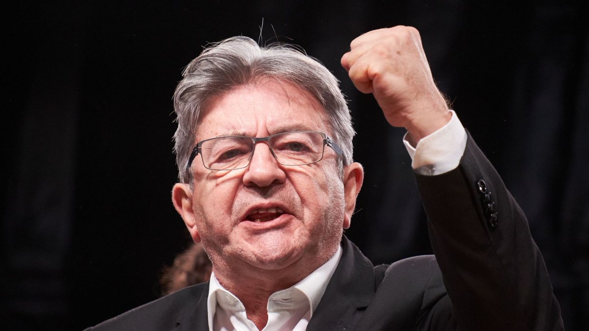 Jon De Lorraine tweet media