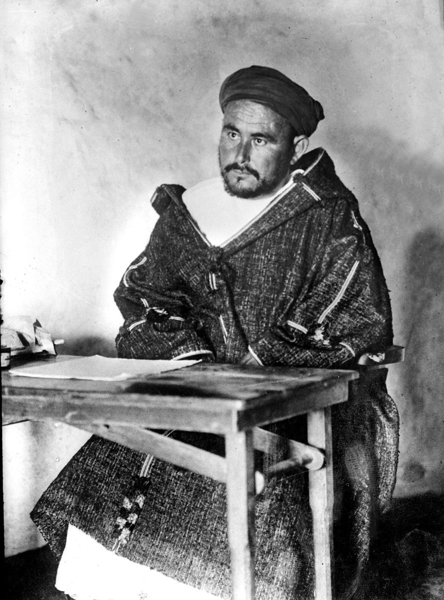 rosaluxstiftung's tweet photo. Heute vor 100 Jahren wurde die Rif-Republik geschlagen. Sie ist undenkbar ohne Mohammed Abd el-Krim, (1882–1963) Pionier des antikolonialen Widerstands in Marokko. 

#AnDiesemTag 🧵 https://t.co/04HiLoUksf