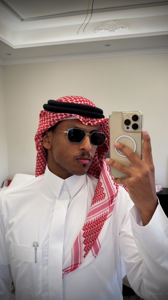 lllm39's tweet photo. عاد عيدكم🤍 https://t.co/dNZgNx9KbZ