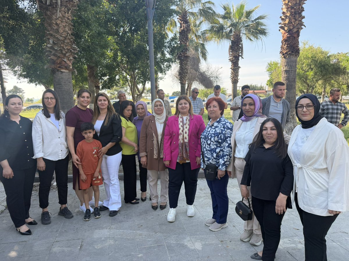 akkadin_hatay's tweet photo. 📍Arsuz

Kurban Bayramı dolayısıyla düzenlenen bayramlaşma programı; Genel Başkan Yardımcımız Hüseyin YAYMAN, İl Başkanımız Mustafa ERDOĞAN, Milletvekilimiz Abdulkadir ÖZEL, İl Kadın Kolları Başkanımız Av. Fatma Gül ÇALIM, İl Gençlik Kolları Başkanımız Behçet AKIN, İlçe Başkanlarımız, teşkilatımız ve hemşehrilerimizin katılımıyla gerçekleştirildi.

Programda teşkilatımız ve  hemşehrilerimizle bir araya gelerek  bayramın birlik ve beraberlik ruhu yaşandı.

Nice bayramlarda aynı birlik, beraberlik ve inançla bir arada olmayı temenni ediyoruz. 🇹🇷