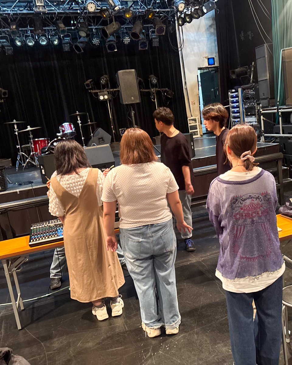 daion_mb's tweet photo. 【公式】5月のまとめ🎏

少しずつ気温も上がり
梅雨の気配を感じる季節になってきました⛅️

5月は実践的な授業が増え
MB生一人ひとりの個性が
より輝く1ヶ月となりました！

授業も7週目に入り
前期授業もいよいよ折り返し🏫

これからも充実した学生生活を送れるよう
一緒に頑張っていきましょう！✨ https://t.co/mNs9SuSzs2