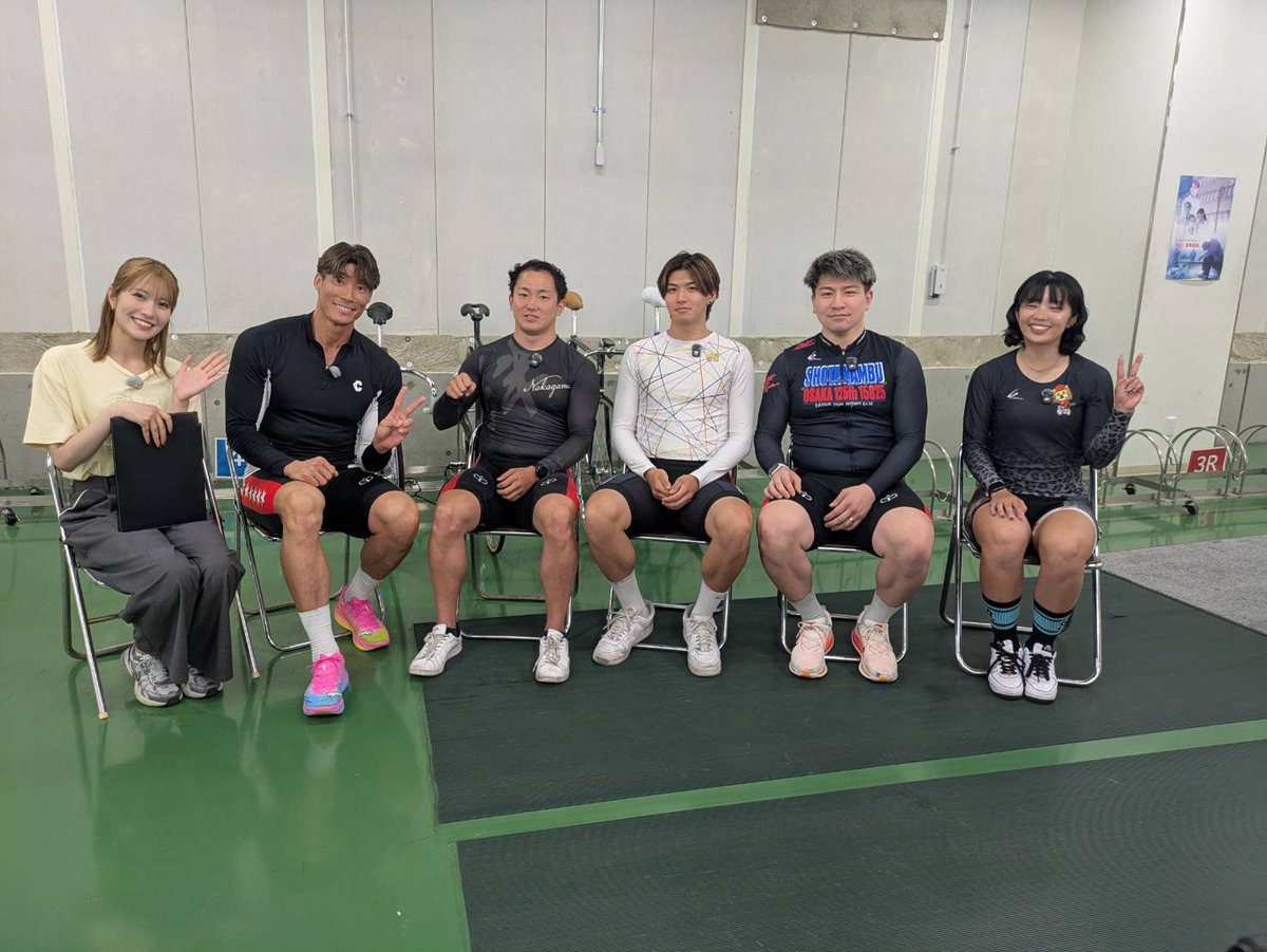 toshiyan222's tweet photo. サンテレビ「糸井嘉男のマッスルスポーツチャレンジ〜競輪編〜」の撮影がありました🚲
【放送日】6/14 21:00～21:30予定（サンテレビ） https://t.co/S9qk1Kfv4D