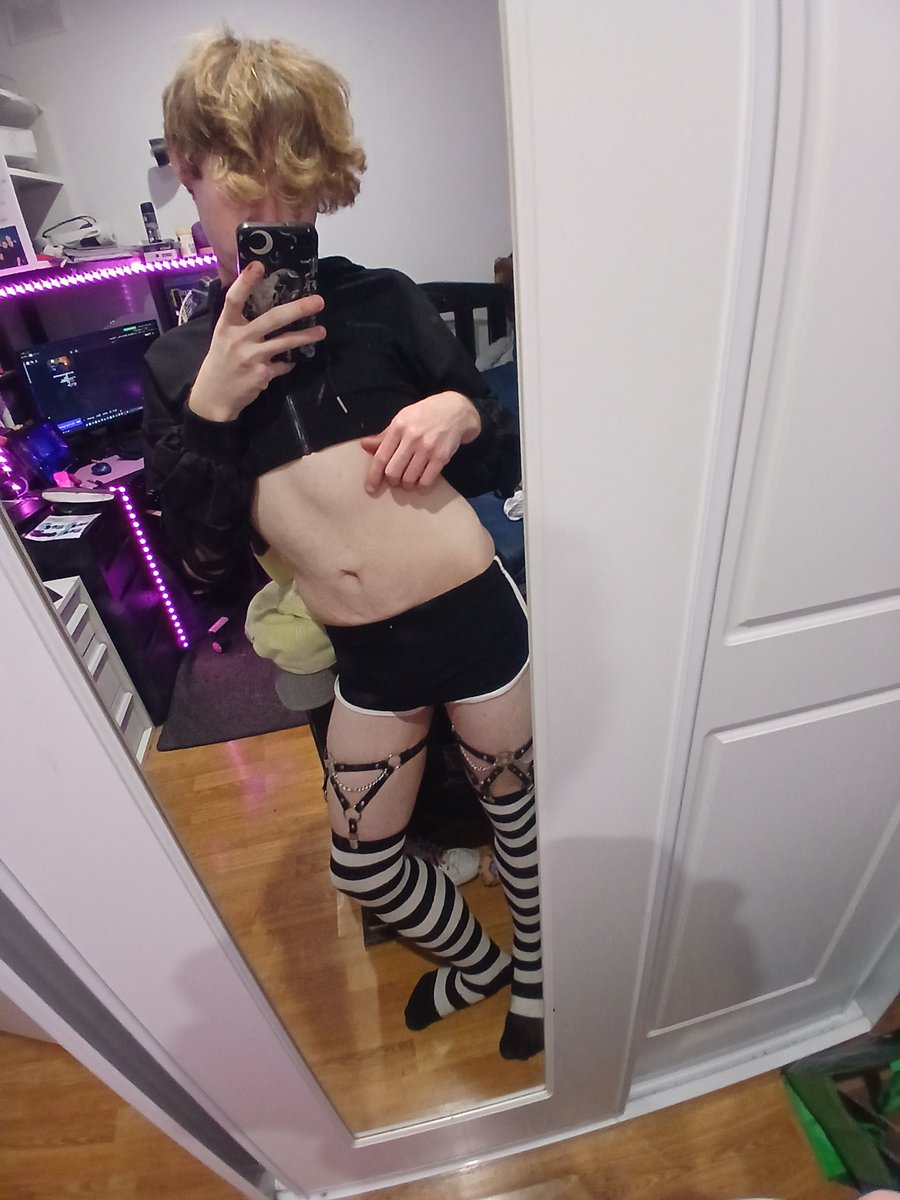 ♡ 𝓑𝓮𝓷𝓳𝓲 ♡ tweet media