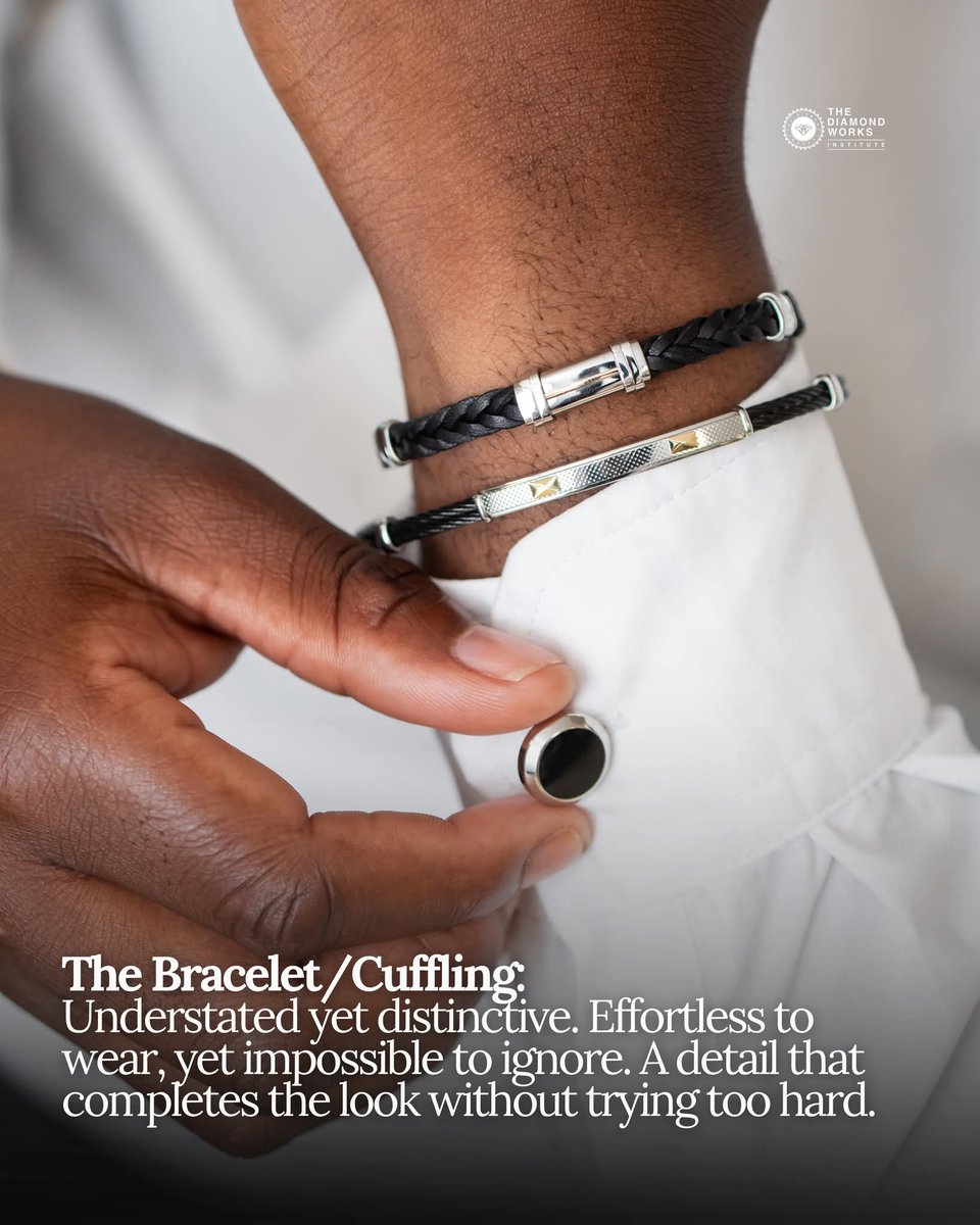 TheDiamondWorks's tweet photo. 𝐖𝐡𝐢𝐜𝐡 𝐨𝐧𝐞 𝐰𝐨𝐮𝐥𝐝 𝐲𝐨𝐮 𝐰𝐞𝐚𝐫? ✨

#TheDiamondWorks #MensJewellery #TimelessStyle #StatementPieces #CapeTown #SouthAfrica https://t.co/uvq0JGAkpu