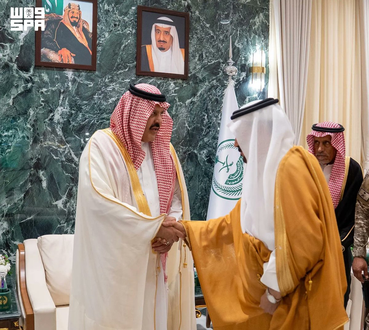 SPAregions's tweet photo. أمير منطقة حائل يستقبل المهنئين بعيد الأضحى.
https://t.co/mjJGwlWv34
#واس https://t.co/UuOnXVKsl1