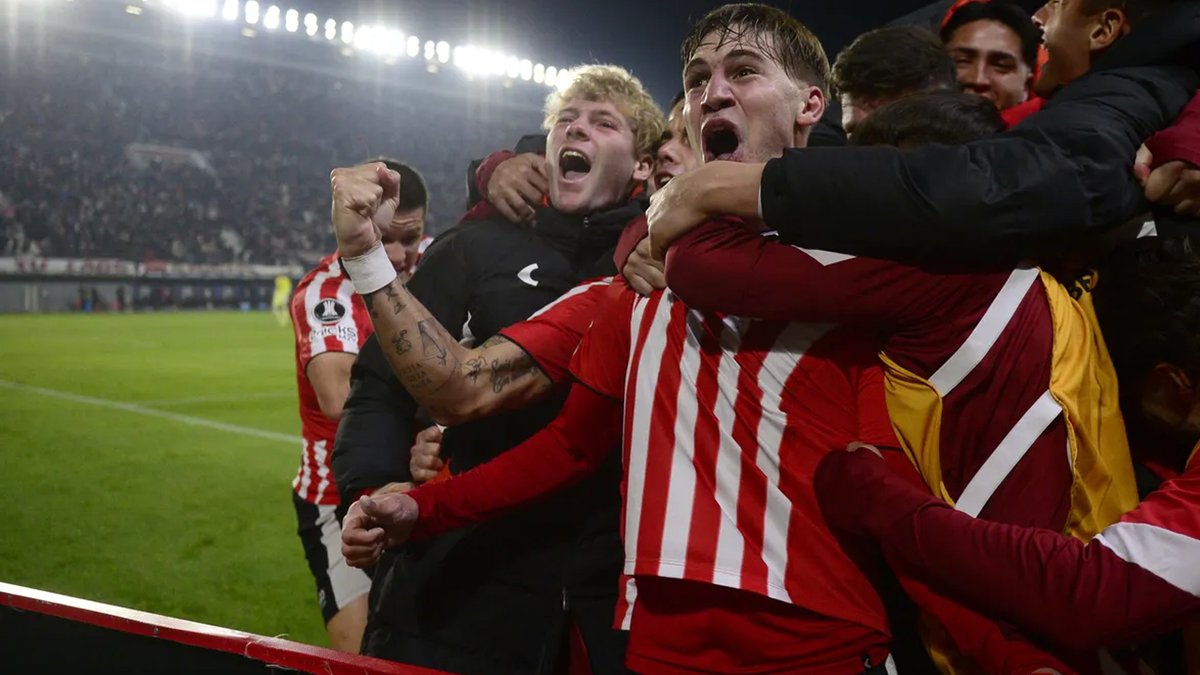 EDLPartidos's tweet photo. Estudiantes 1 - 0 DIM
https://t.co/bGXKVV25qQ
#EDLP https://t.co/oMUpXC4t2H