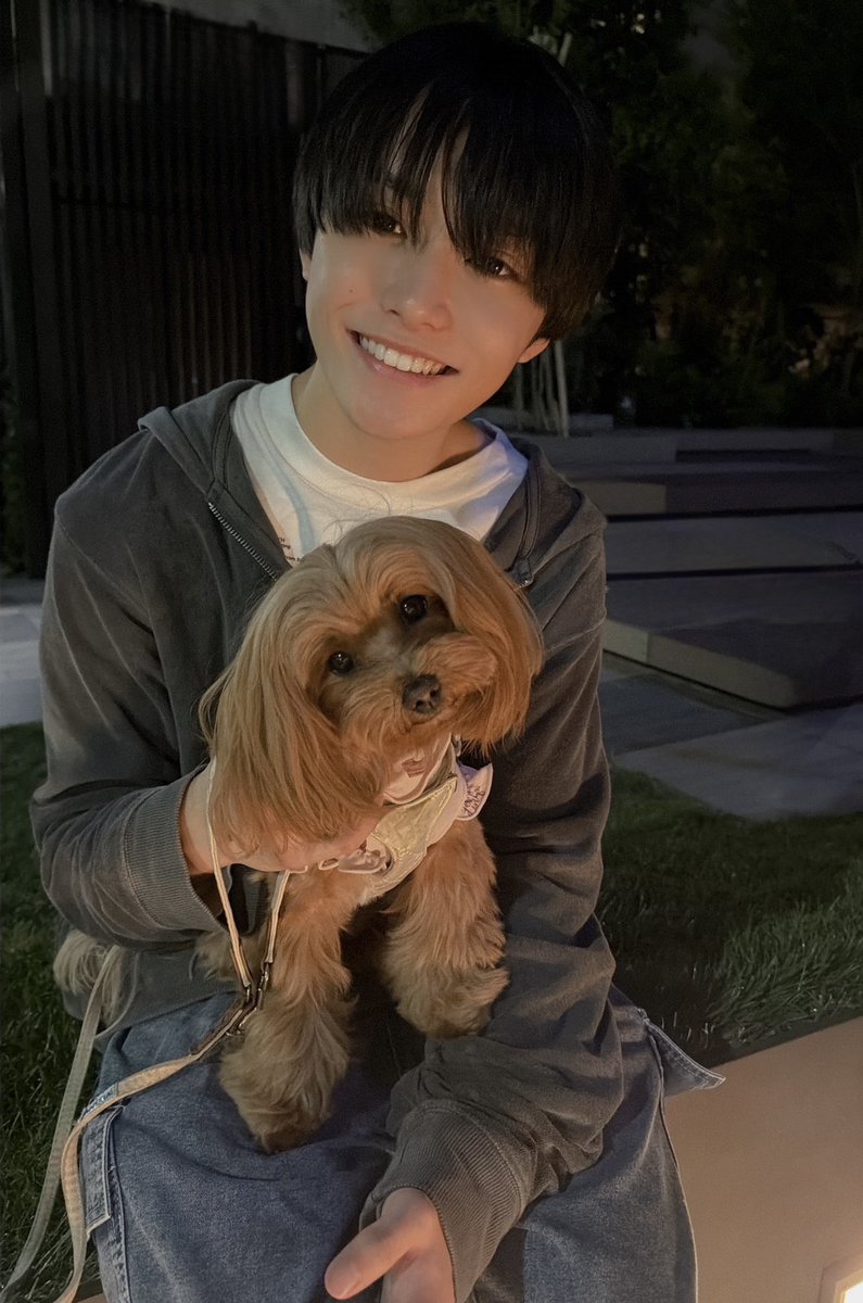 cloudten_member's tweet photo. こんにちは！
興梠大和です
我が家の愛犬あんちゃんです🐶
最近はレッスンが終わってからの夜の散歩💫
癒しの時間です♪

次のお披露目イベントは6日のららぽーと豊洲です！
皆んなに会えるのを楽しみにしています👋

＃Cloudten ＃興梠大和 https://t.co/FrES84rkVY