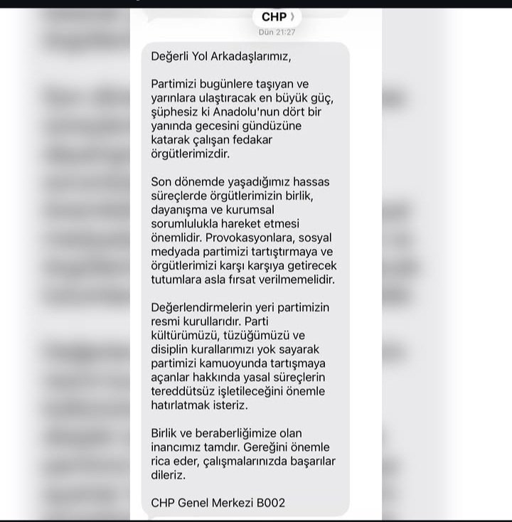melahatulas's tweet photo. Partiye çökenlerin CHP üyelerine gönderdigi cüretkar, aba altından sopa gösterdiği mesaj 
Elinizden geleni ardınıza koymayın @kilicdarogluk https://t.co/K05SqvMow7
