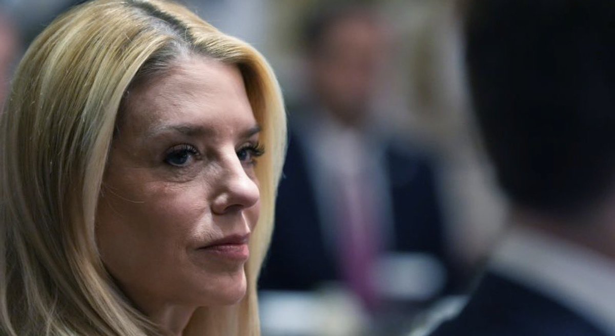 Erin Elizabeth Health Nut News🥜 tweet media