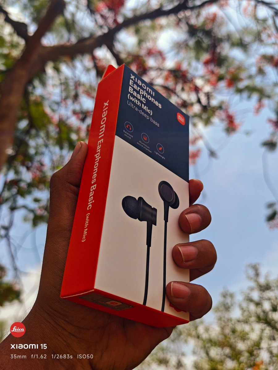 surajwable's tweet photo. Chaliye shuru karte hai 😁

Twitter Family ke liye #XiaomiEarphonesBasic(with Mic) #Giveaway 🎁

Step 1 👉 Follow @surajwable
Step 2 👉 Like ❤️,Repost 🔄  &amp; 
Tag 5 Friends 👥.

Stay active for surprise updates 👀

#Giveaway
#Giveawayalert
#XiaomiEarphoneBasic https://t.co/lRJ5y16bAO