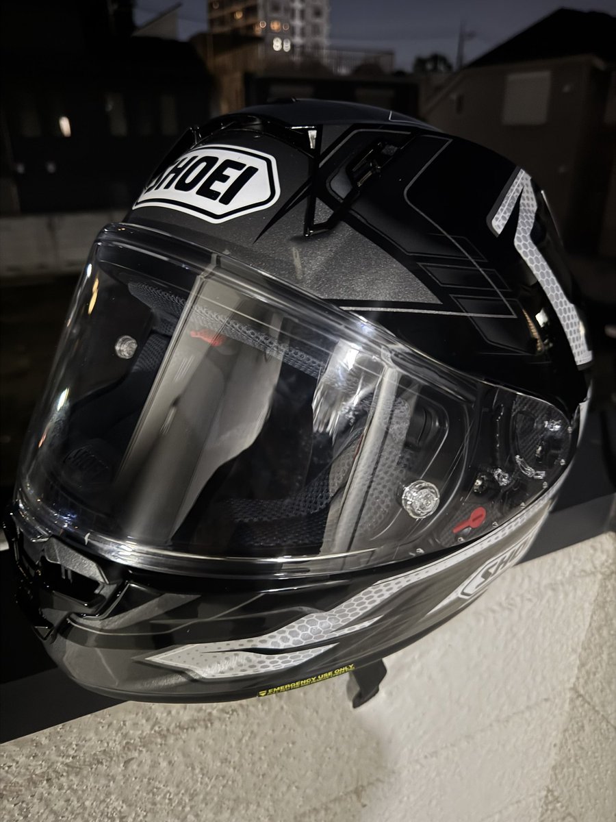 taku223gt's tweet photo. ニヤニヤが止まらん
大型2人免許まで頑張りたい
絶対バイクも買う(買いたい) https://t.co/1DF4KhlhY4