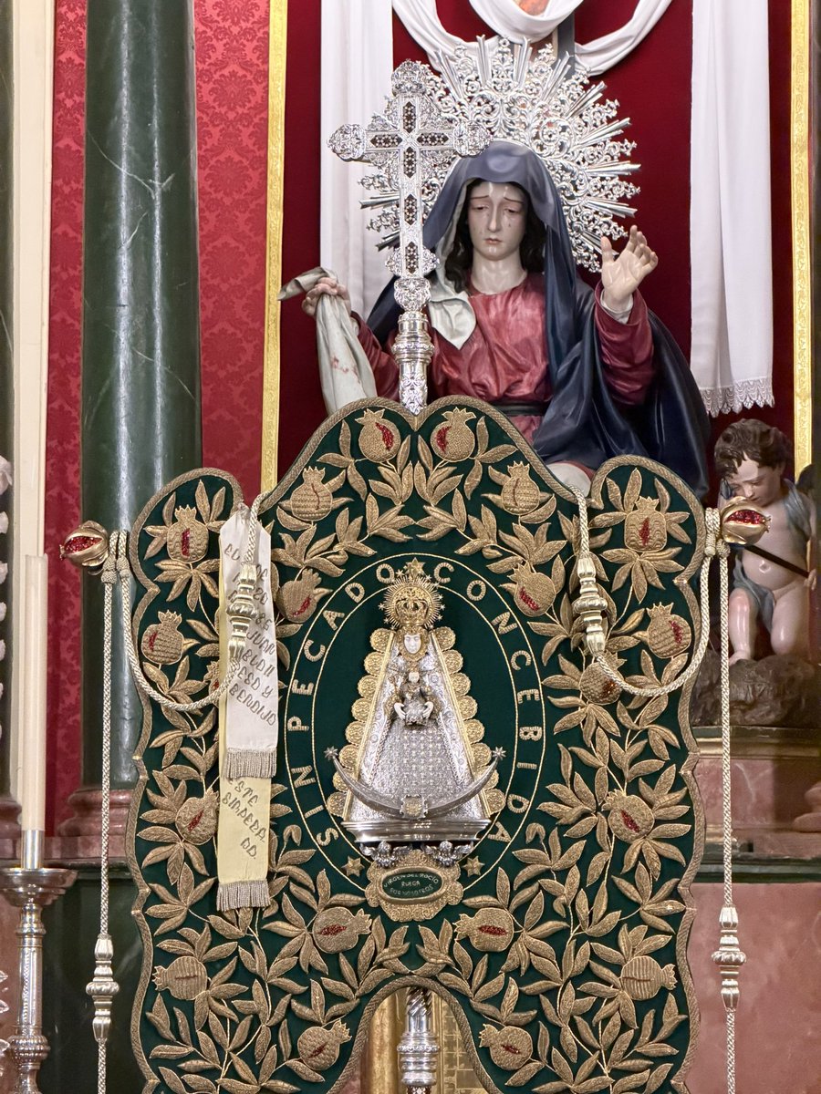 HumildadGranada's tweet photo. Agradecemos la generosidad de todos los hermanos del Rocio de Granada. Esperamos que esta histórica visita aliente la devoción a la Madre de Dios y su hijo, el Señor de la Humildad.

#LaCañilla #100AñosDeRealejo https://t.co/pTz8TfJfbw