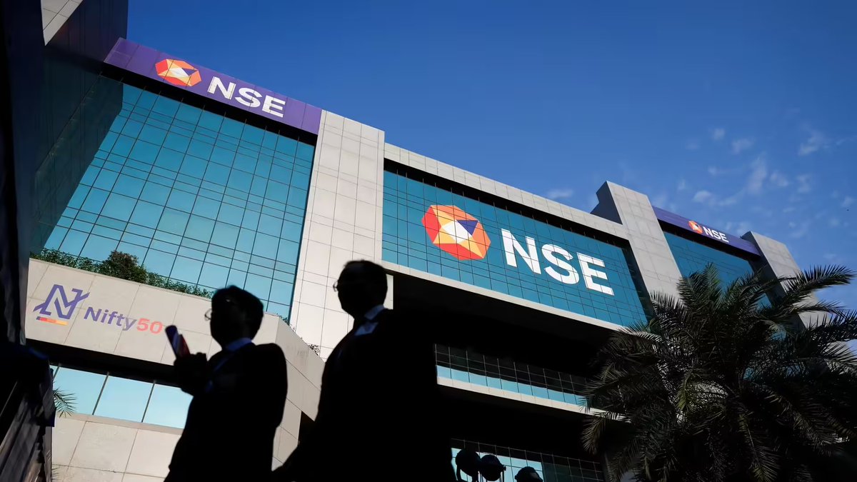 ETNOWlive's tweet photo. #NewsAlert | NSE signs MoU with Sufi to jointly develop Indian steel &amp; commodity derivatives ecosystem

@NSEIndia #commodities #derivatives #steel https://t.co/LcFF97NnDF