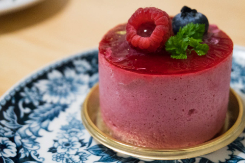 OsakaPoint's tweet photo. Osaka Pointが貯まる・使える‼️
新しいお店が仲間入り✨

patisserie23
https://t.co/lobm9Biq3y
Osaka Metro 谷町線 中崎町駅 4号出口 徒歩約5分

ケーキのほかに季節を楽しめるムースや焼き菓子なども置いてあり手土産や頑張った自分へのご褒美にぜひ。

※お店によってポイント利用・付与条件が異なります。