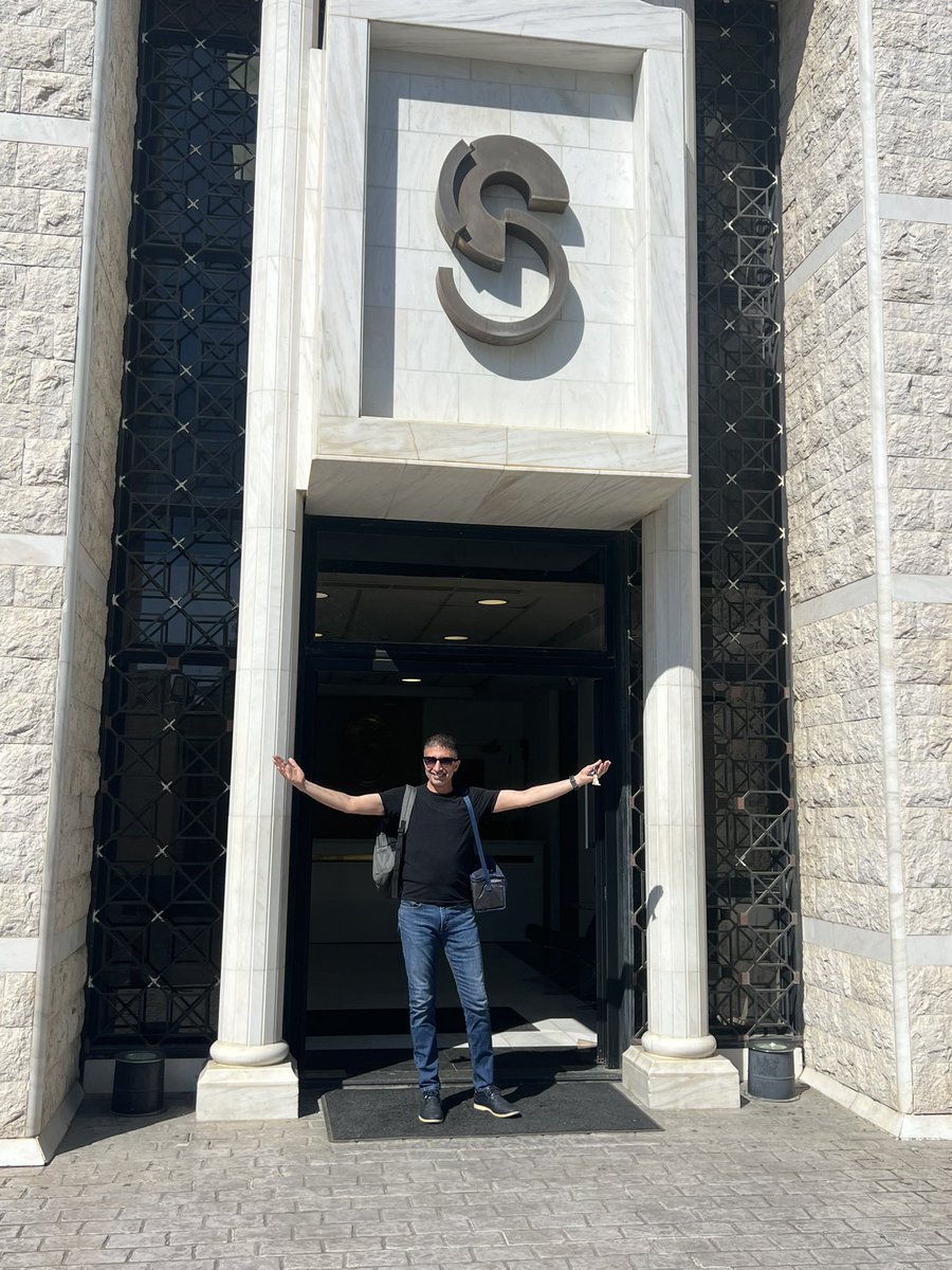 DeanHinis's tweet photo. Back to work. Back to reality https://t.co/zoVCeUg3vI