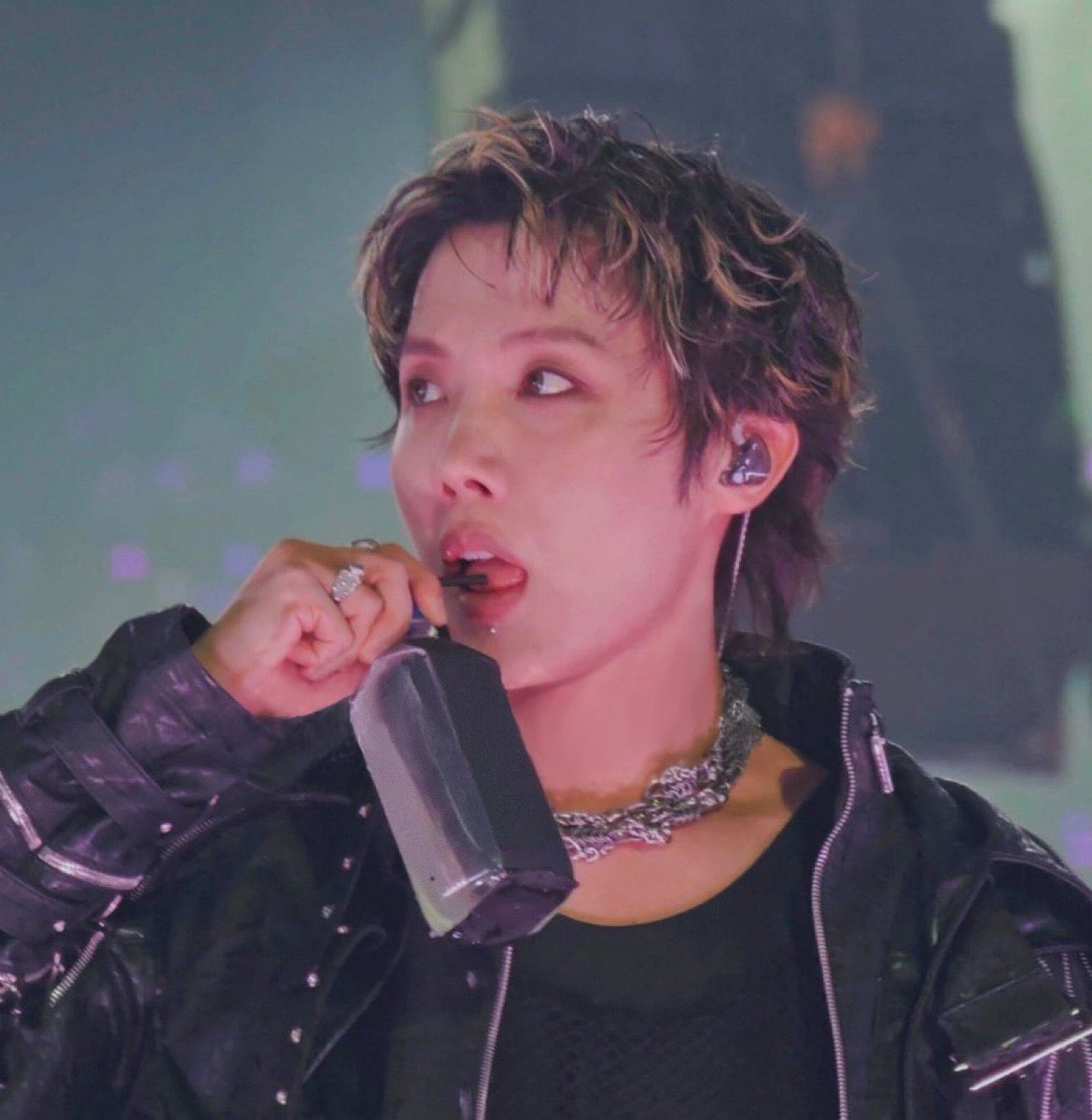 yoon⁷☆ tweet media