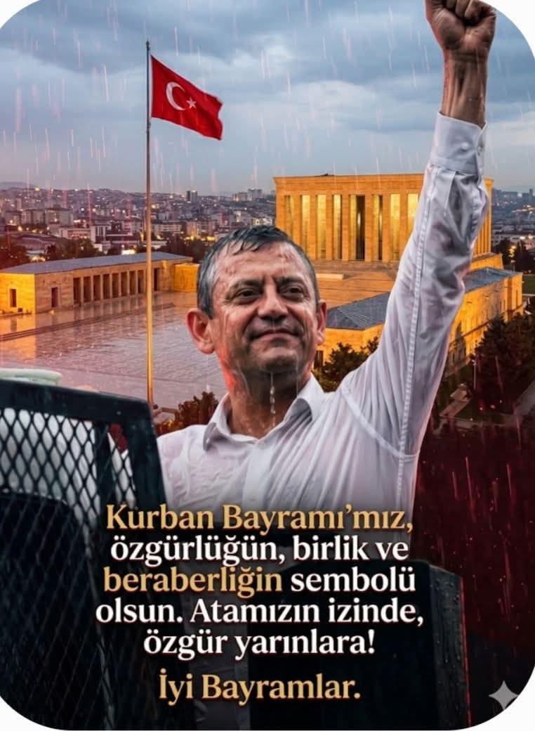 AliSere20's tweet photo. Bayram tadında, nice bayramlara ♥️💐🇹🇷 
#KurbanBayramımızMübarekOlsun https://t.co/GBAJGLQmKl