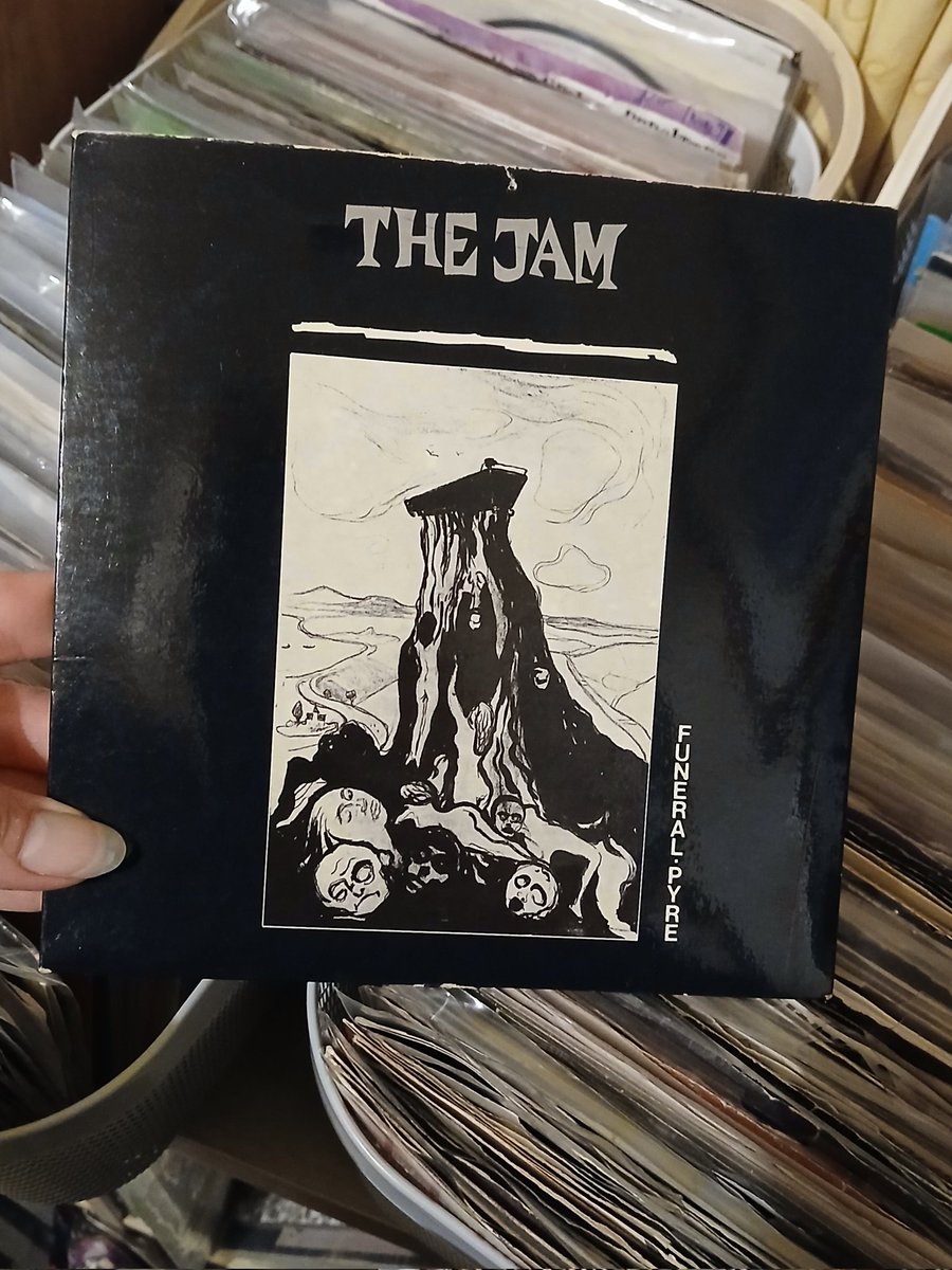clairywairy88's tweet photo. "Their mad eyes bulged, their flushed faces said, the weak get crushed as the strong grow stronger. In the funeral pyre, watch the flames grow higher..." 🖤 #FuneralPyre (1981) #TheJam 🧡 #PaulWeller #RickBuckler #BruceFoxton Wishing you all a Happy #WellerWednesday x 🖤 https://t.co/OcrIik0FAr