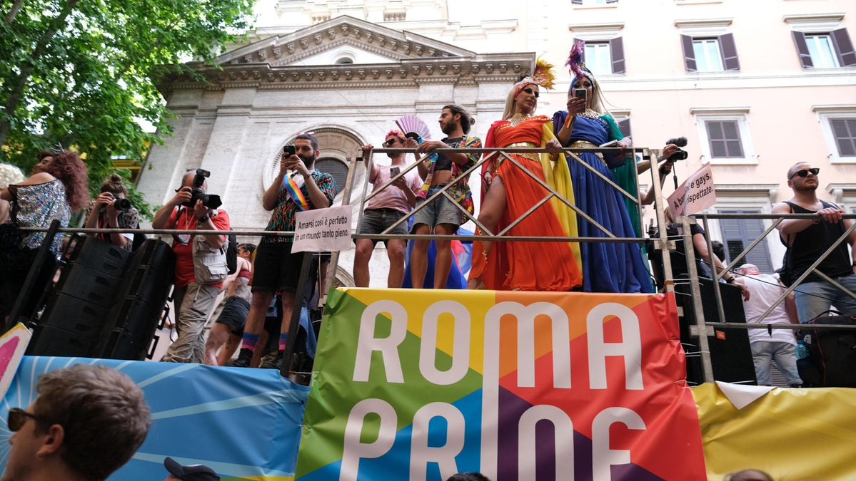 Repubblica Roma tweet media