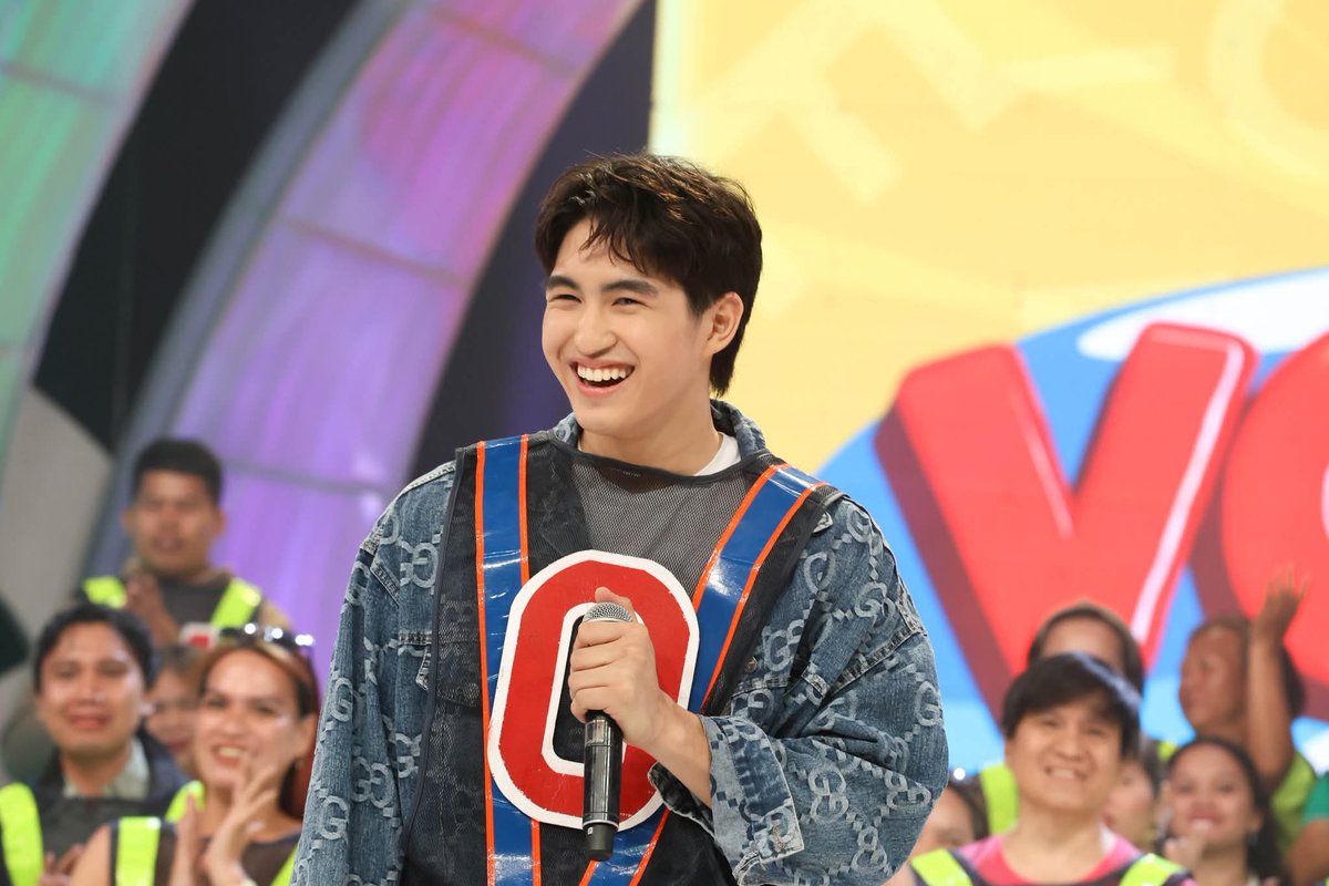 TeamAntonOFC_'s tweet photo. Sa letrang O, my Only One

ANTON MAKMAKikita NA
#KAMAOTatagNgPuso https://t.co/9Tdb9W6XA4