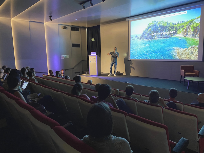 ceabcsic's tweet photo. We hosted the XIII Complexity Day, the annual meeting of @complexitatcat and the main gathering of Catalonia’s complex systems research network 🧠🌱

It brought together training, scientific exchange, and interdisciplinary debate.

To know more 🔗 https://t.co/eOdBmrNwRW https://t.co/mX7M9kxcJh