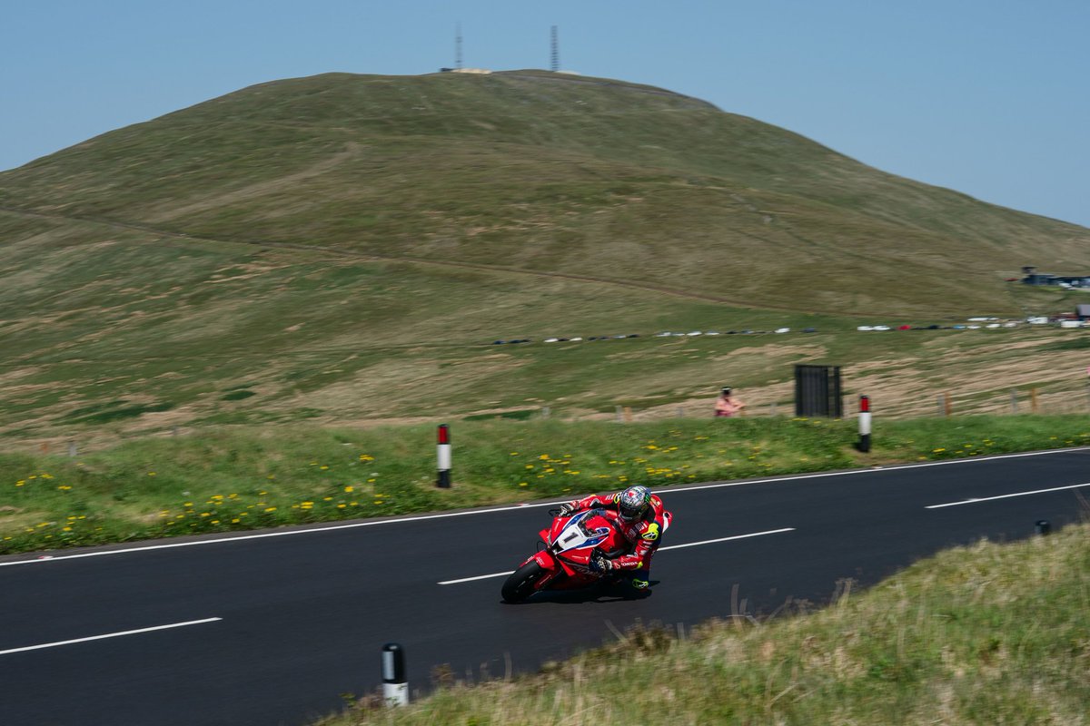 stemciom's tweet photo. 30 years of racing around this mountain for @jm130tt #iomtt https://t.co/0BRzybrSlQ