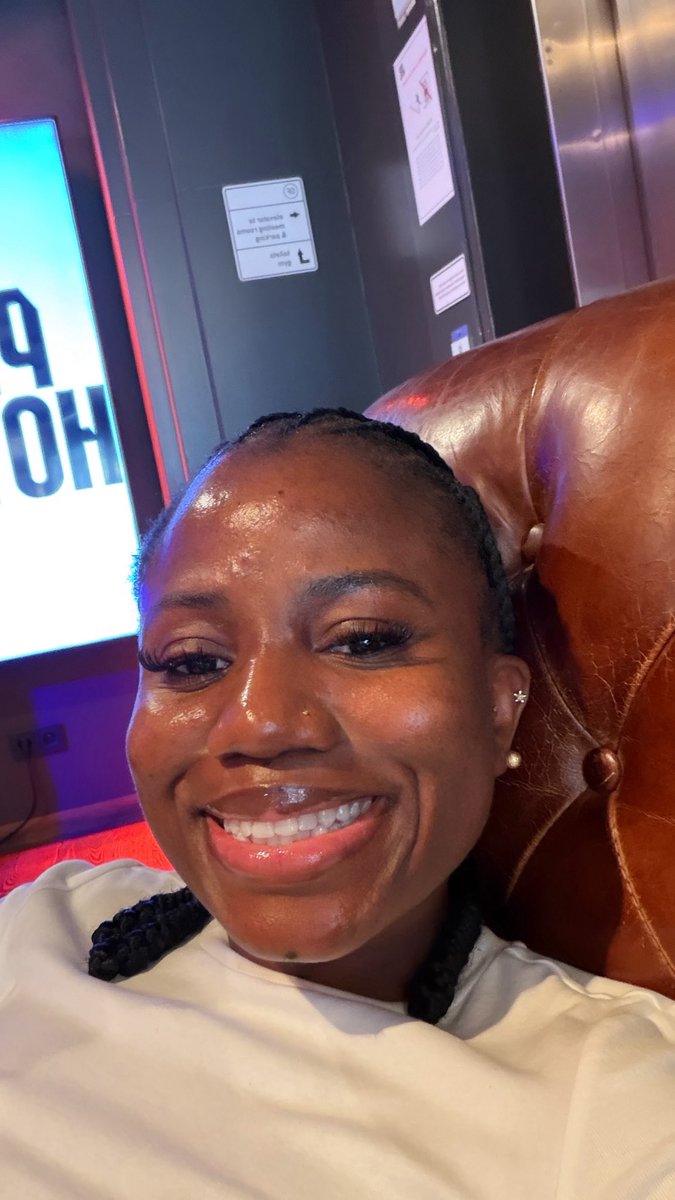 Big T. tweet media