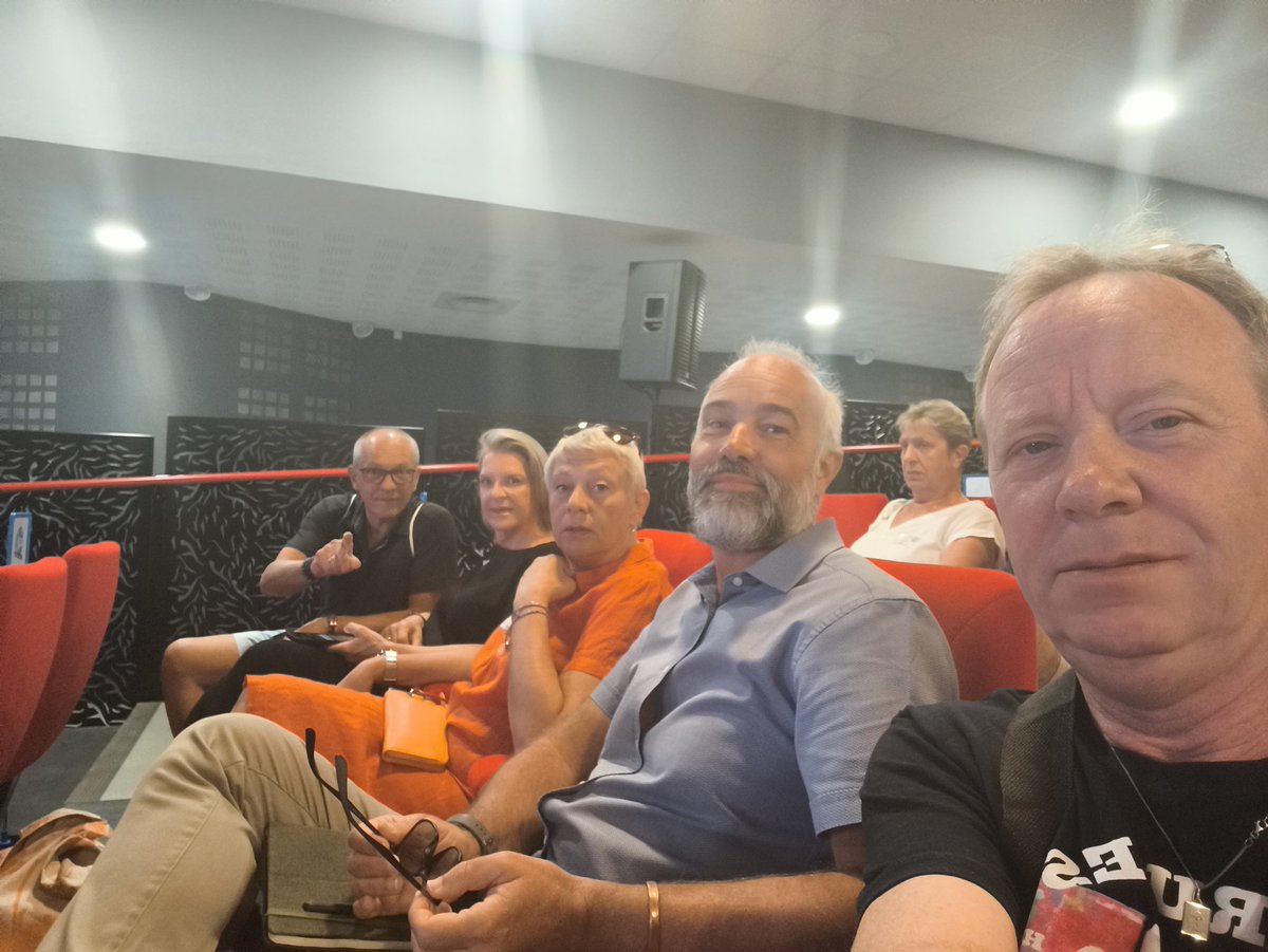 fritcat's tweet photo. L'Unsa CE au 55ème Congrès à Eppe Sauvage-Val Joly. Le syndicat qui s'engage pour tous les personnels 🤜💪 https://t.co/CIICjVEpuh