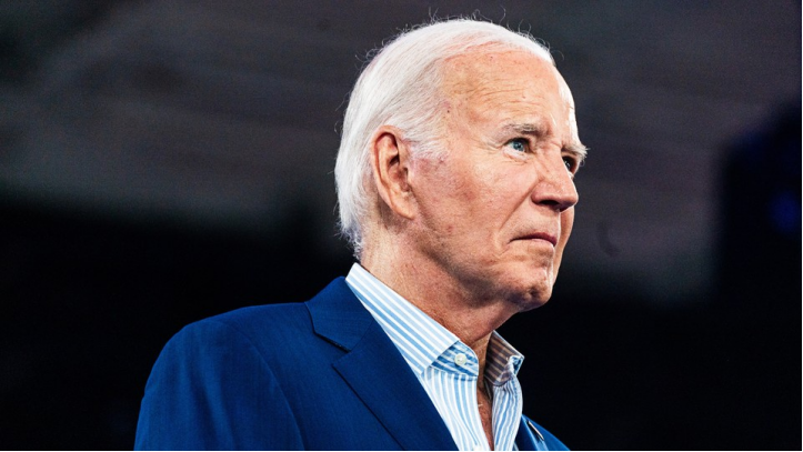 forefrontnwes's tweet photo. US media: Biden sues DOJ to stop releasing audio and transcripts of interview
https://t.co/xRzTuFOg8P https://t.co/KPoNLovUDz