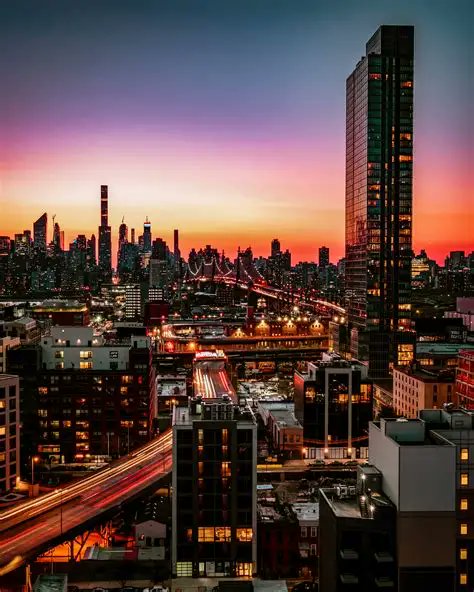 plaventoapp's tweet photo. NYC sunsets from Queens honestly deserve more hype 

#QueensNY #NYCSunset #WeekendViews #ExploreQueens https://t.co/2brd4mYWLs