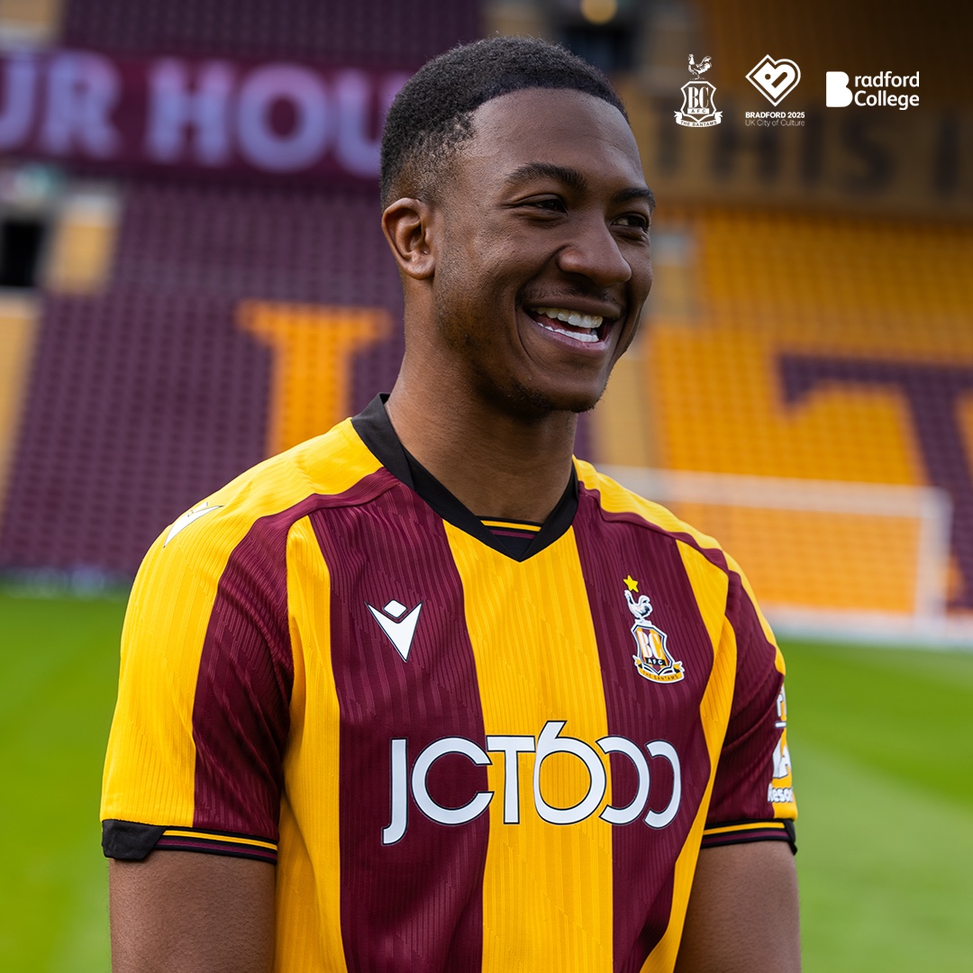 officialbantams's tweet photo. Did you enjoy the launch of our all-new home strip? Indulge in all of our exclusive kit content on BantamsTV and YouTube now! π€©
#BCAFC | #OnParade