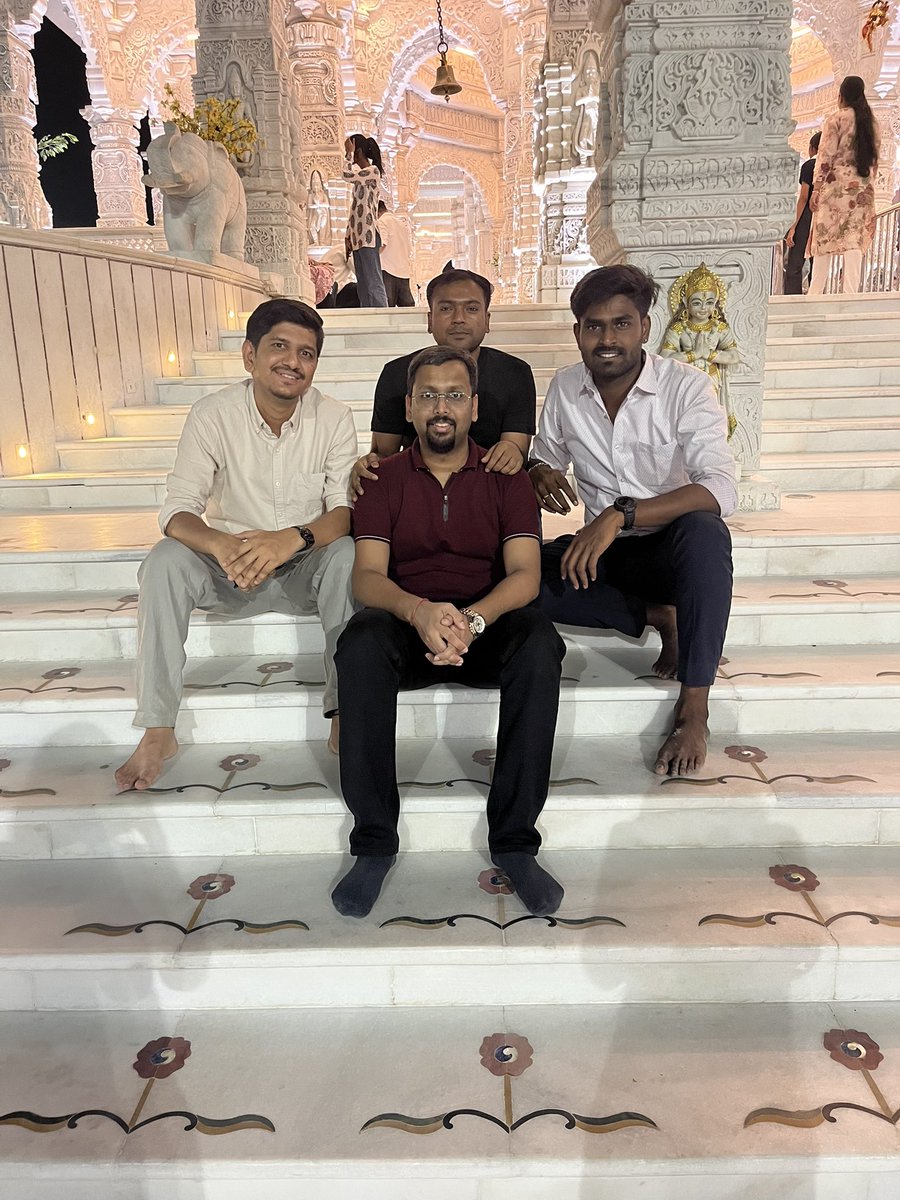 impat_18's tweet photo. Soaking in the architecture, the history, and the blessings. 🛕 https://t.co/HrXUvCrxBD