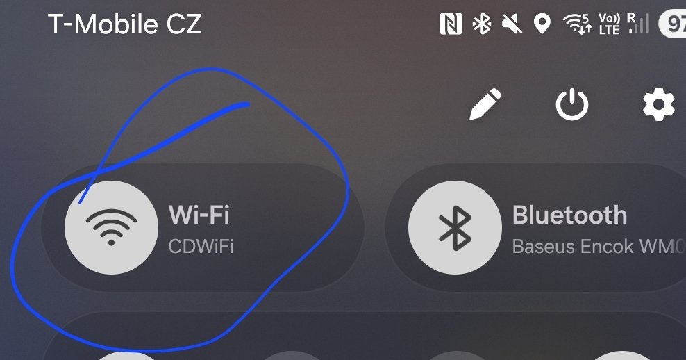 zycjac's tweet photo. Nie bardzo wiem jak to jest w polskich pociągach, ale w pociągach @ceskedrahy_ wystarczy sie raz zalogować do sieci wi-fi w jakimkolwiek pociągu, a każde następne logowanie bedzie automatyczne, na ten sam login. Na terenie całych 🇨🇿. Małe, a cieszy :) https://t.co/E8CK2IHjVY