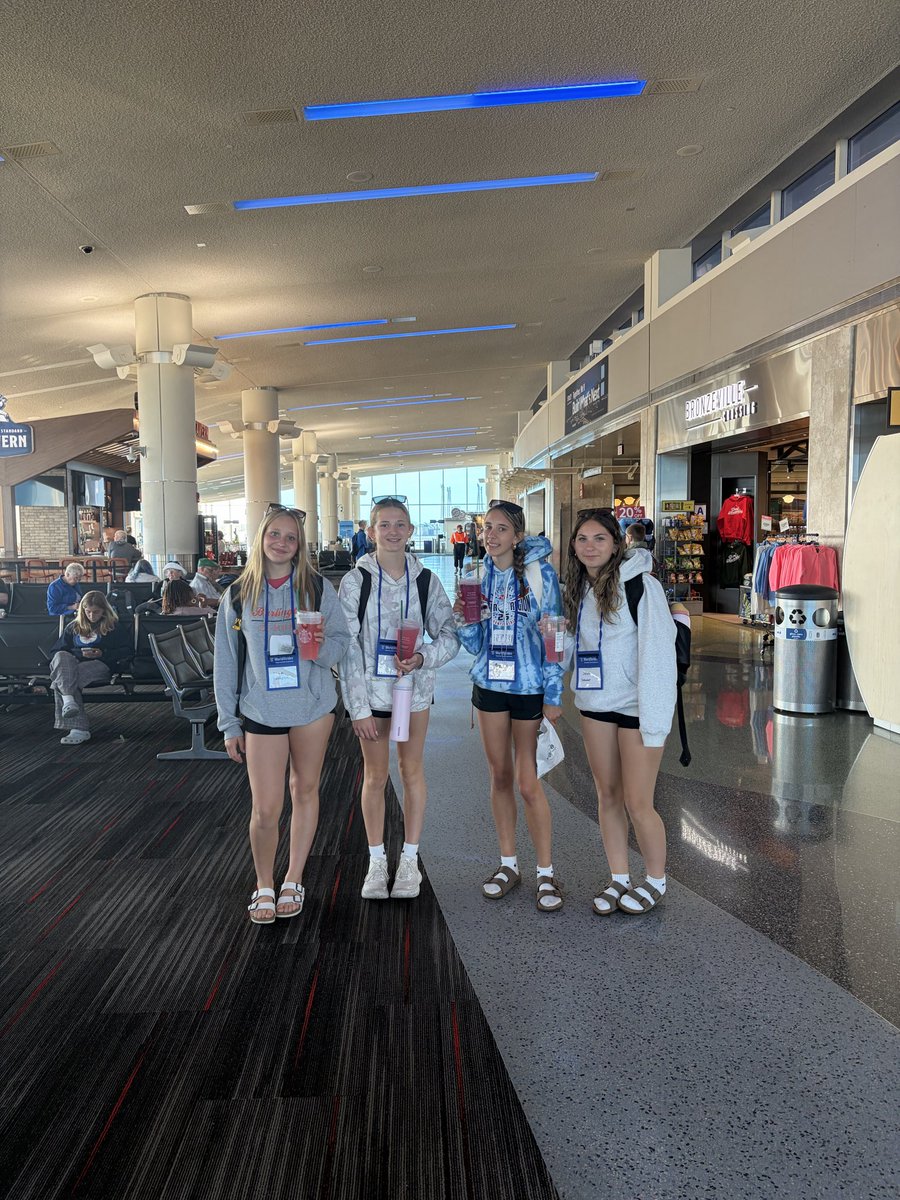 krummler's tweet photo. Hey @SouthwestAir taking 75 8th grade students to Washington D.C. through MKE and had the best experience with Tracy and her squad with our bags and boarding passes! Thanks to them! #karcherdc26 https://t.co/roWhXNsPLV