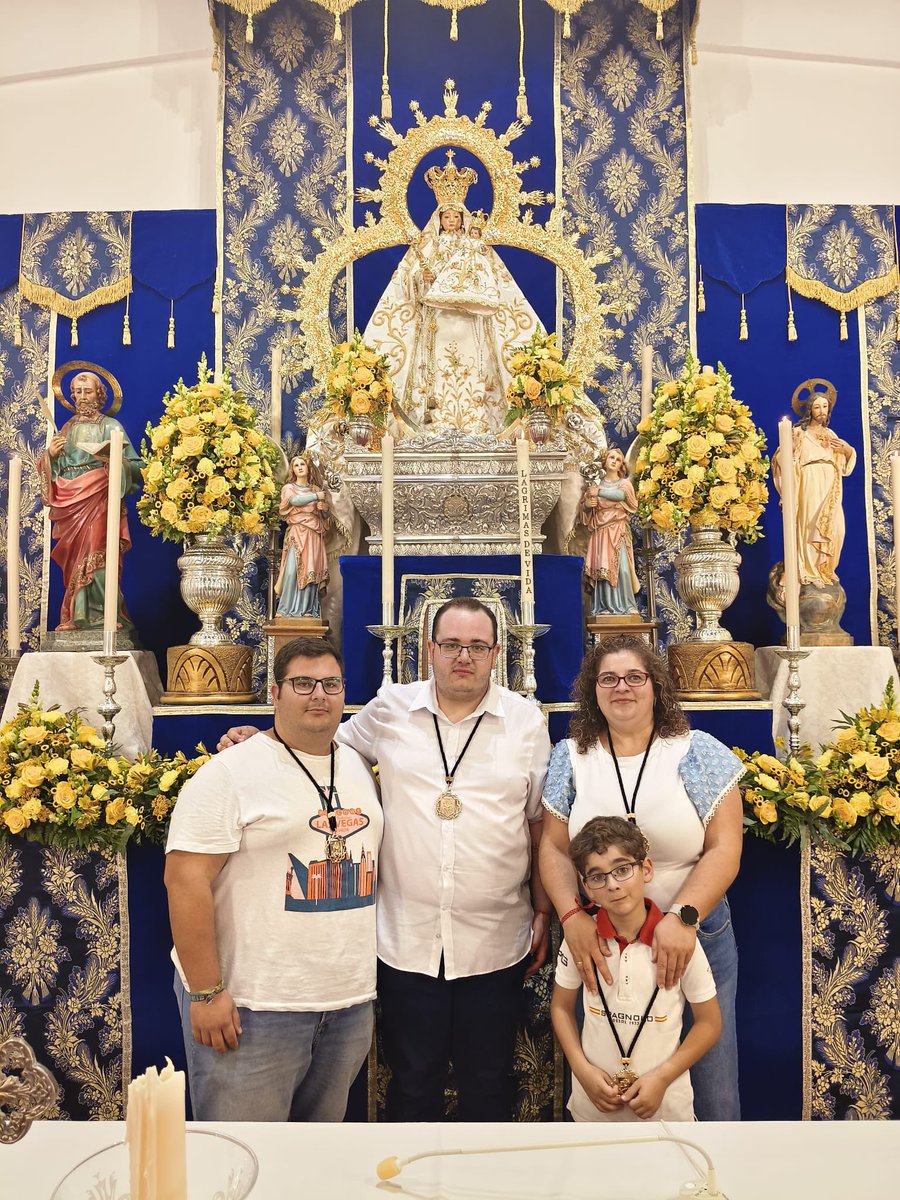 Santo_Entierro's tweet photo. | 𝐑𝐄𝐏𝐑𝐄𝐒𝐄𝐍𝐓𝐀𝐂𝐈𝐎𝐍𝐄𝐒 𝐌𝐀𝐘𝐎 |

Durante este mes de mayo nuestro Grupo Joven acompañó al Grupo Joven de la Cofradía del Amor y Auxilio en su Cruz de Mayo desde aquí agradecer la invitación y el trato recibido.

Además, el pasado sábado asistimos al pregón de https://t.co/vSgXXF2Qr7