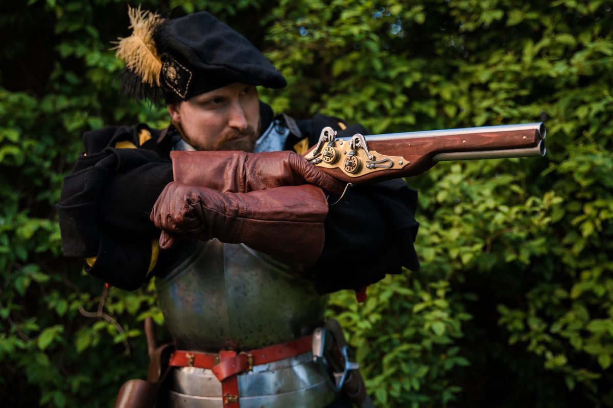 FakeSteelArmory's tweet photo. ‼️New LARP blaster Over-Under‼️

💥This luxurious double-barrel blaster, hand made in the Czech Republic, is based on original 16th century examples, typically used by the wealthiest notables.

🛒You can order here: https://t.co/I87WaHrtXG
#news #blaster #doublebarrel #larp https://t.co/6myrwjvYz4