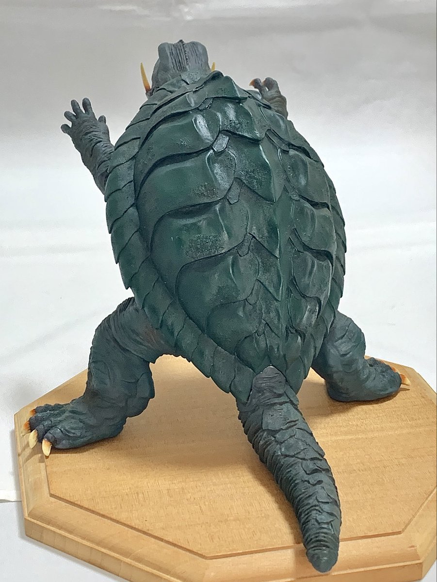 造形工房パオさん✨ ガメラ 1995完成しました✓ 手頃なサイズに凝縮