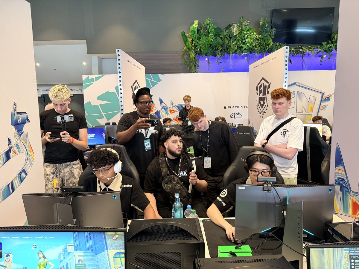 Fortnite Competitive tweet media