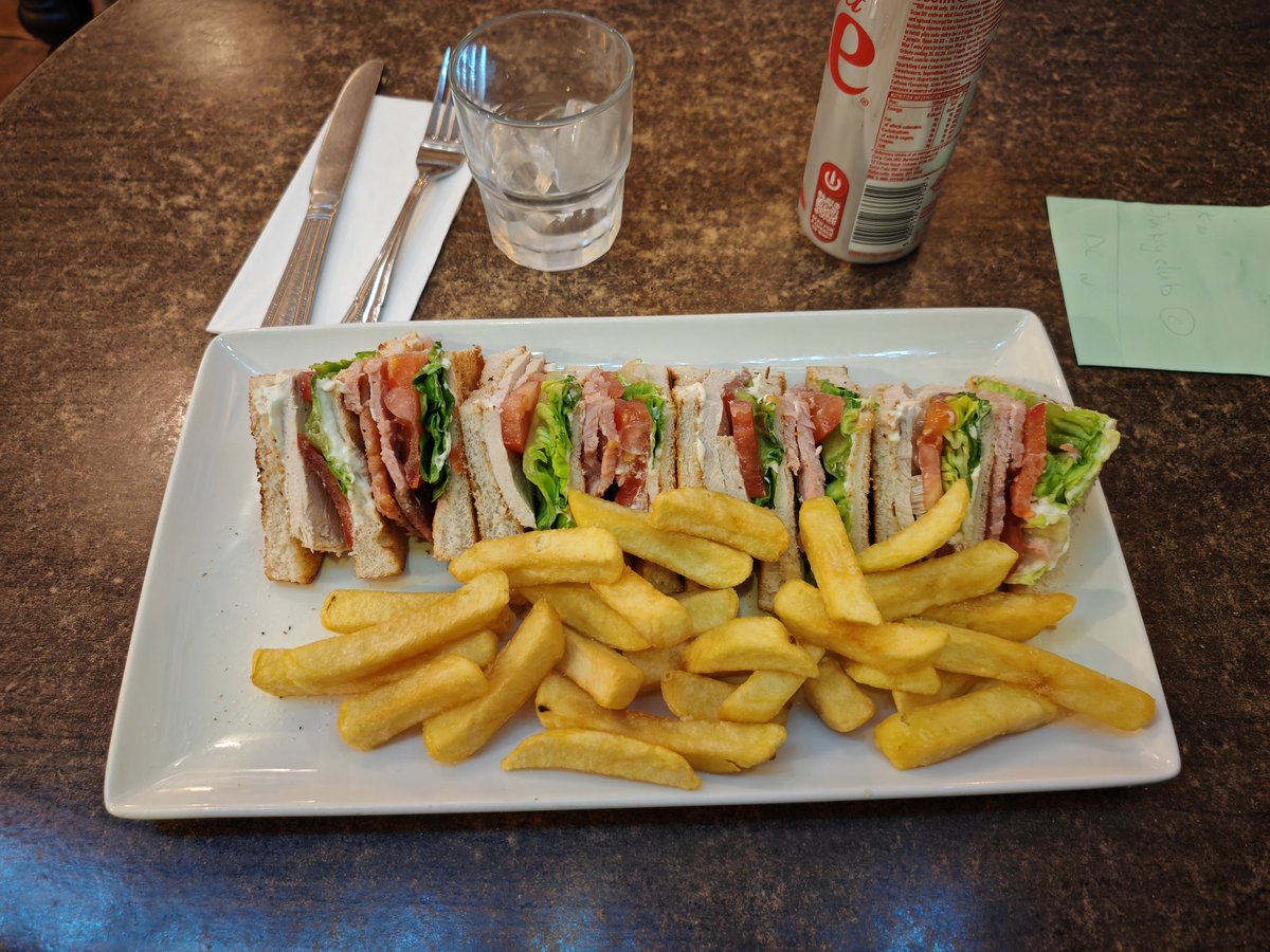 intertreeJK's tweet photo. #Lunch https://t.co/UHWhi50oMn