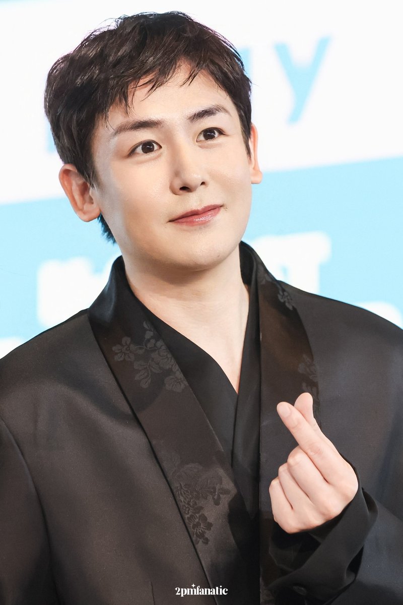 2PM_Fanatic's tweet photo. 260524 NICHKHUN ~ K Day Event

#Nichkhun #นิชคุณ #닉쿤 
#ニックン #2PM #kday_thailand https://t.co/aBRfsGQi31