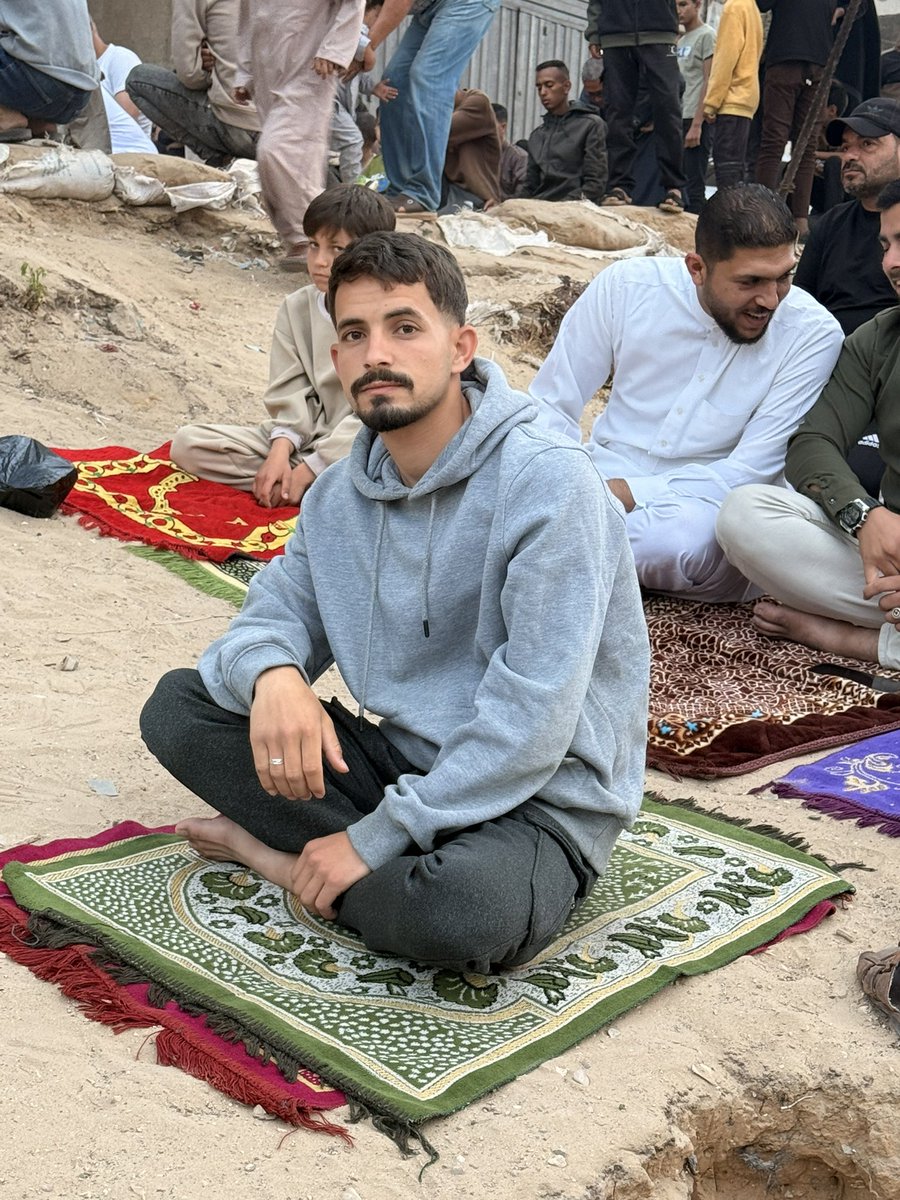 Sharif30Jamal's tweet photo. HAPPY EID 🇵🇸. https://t.co/t8vFjOsR0K