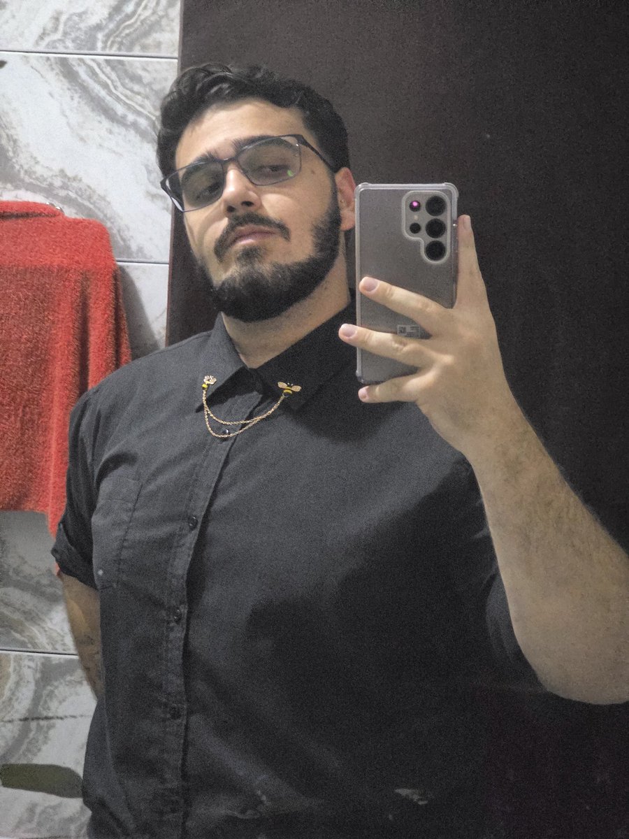 oFelicx's tweet photo. Eu e os pokemons que tenho tatuados https://t.co/XMOiYghndC