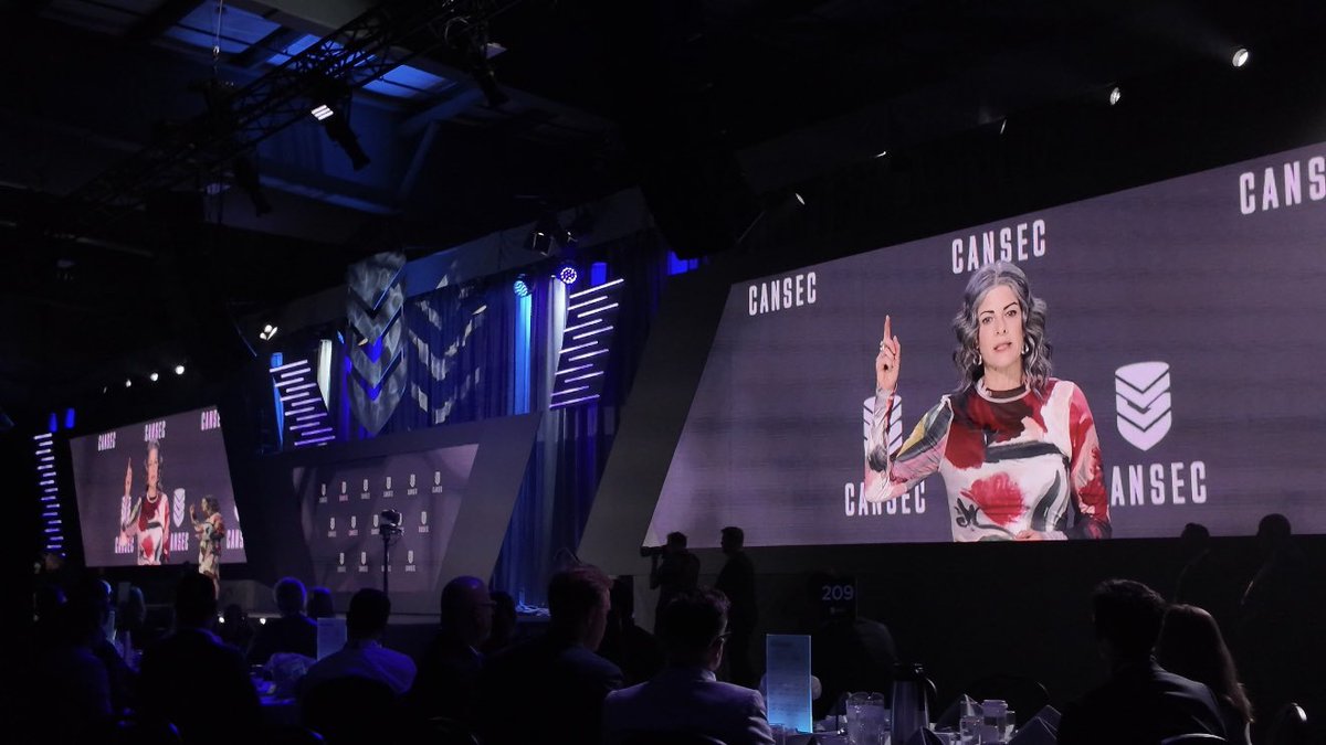 CDRmagazine's tweet photo. ๐ Kicking off #CANSEC2026. ๐จ๐ฆ
Christyn Cianfarani, President and CEO of CADSI, takes the stage with welcoming remarks. The room is set. The next two days start now ๐ฅ
#CANSEC #CDRmagazine #CDRTop100 #CanadianDefence https://t.co/m4Ka0E01EW