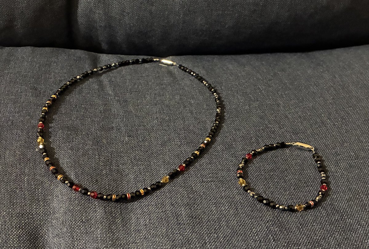yuki030718's tweet photo. Dr.ガウスの仮面ライダーコラボ磁気アクセサリー、BLACKタイプを購入
一見“ソレ”とは分からない程度で個人的に好みの塩梅
ブレスレットだけにするか悩んだけど送料無料になるならな…とネックレスも買っちった https://t.co/7tz9BqPXlh