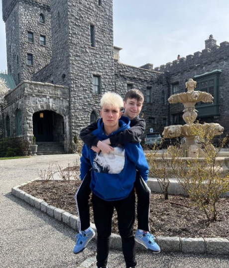 Archieewyd's tweet photo. we needa recreate this pic https://t.co/0QVvEXFTSd
