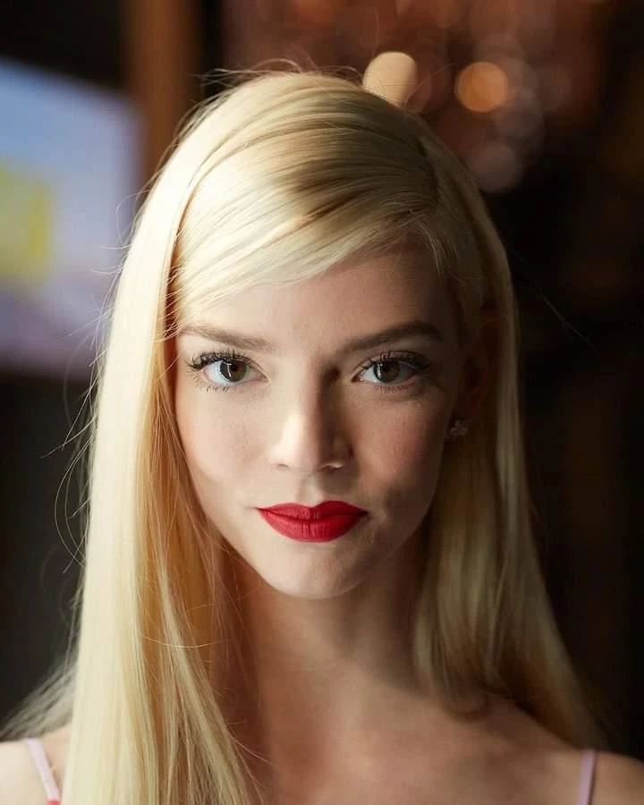 Anya Taylor-Joy Thailand tweet media