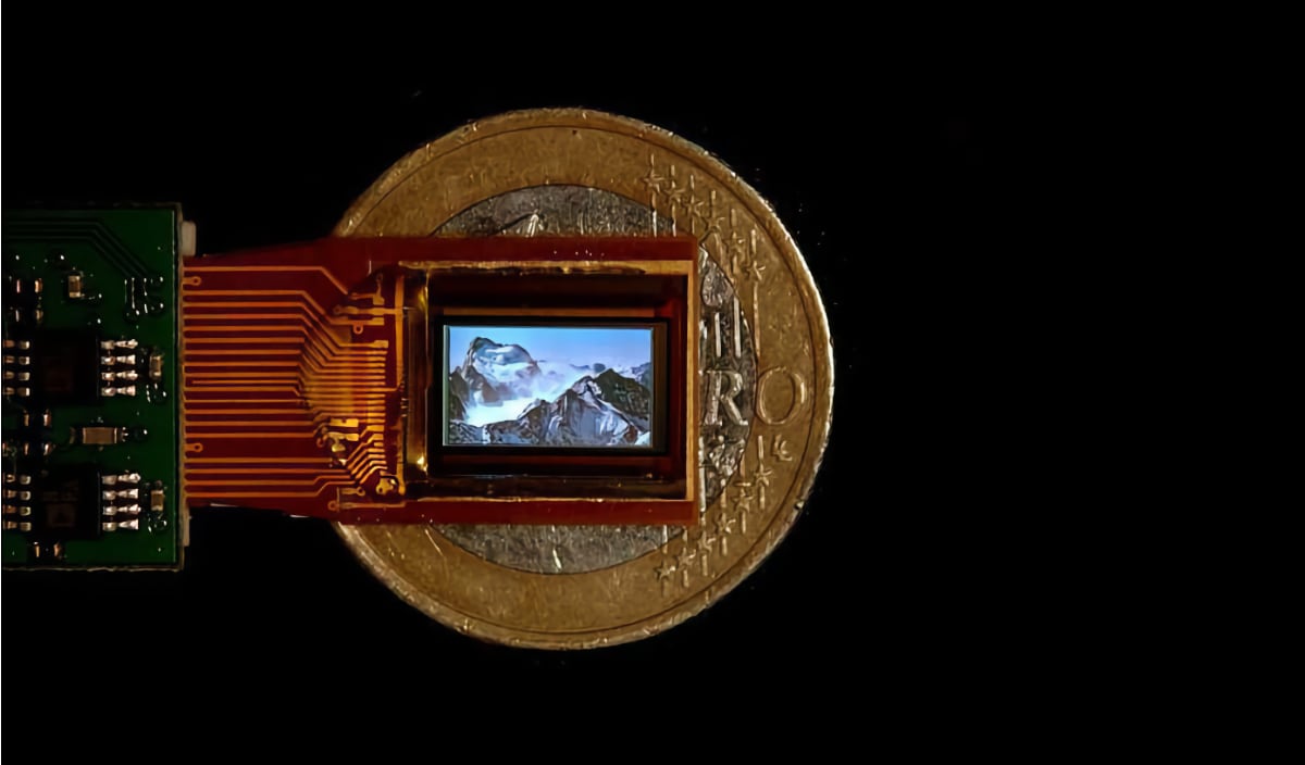 Arkasiraee's tweet photo. Every modern OLED or microLED display is built on nanometer scale thin films whose uniformity determines whether a panel becomes functional or scrap. Across glass substrates reaching 1500 × 1850 mm Gen 6 class sizes, billions of pixels depend on organic or inorganic layers controlled at thickness scales typically in the 5–50 nm regime per emissive stack, where even minor deviation shifts color accuracy, efficiency, and lifetime.

The core constraint is vacuum thin film deposition stability. OLED layers are formed in ultra high vacuum environments operating around 10⁻⁶ to 10⁻⁷ torr class pressure regimes, where organic materials are thermally evaporated or deposited in tightly controlled flux conditions. Any instability in evaporation rate or chamber pressure directly translates into nanometer level thickness variation, which propagates into brightness non uniformity across the panel.

At the pixel level, yield becomes a probabilistic system where single particle contamination at sub micron scale can deactivate multiple pixels simultaneously, making defect density the dominant economic variable in manufacturing. This creates a nonlinear yield collapse behavior where small increases in contamination frequency can disproportionately reduce usable panel output across large substrates.

MicroLED systems shift the bottleneck from deposition to transfer and alignment, where millions of microscopic inorganic emitters must be positioned with micron to sub micron precision. Each alignment error translates into missing pixels or brightness inconsistency, forcing complex mass transfer and repair systems to recover yield.

Material systems such as indium tin oxide and gallium nitride require electronics grade purity at PPM to PPB levels, where trace contamination alters conductivity, recombination efficiency, and emission stability. This couples chemical purity directly into optical output behavior.

Global production is concentrated across Samsung Display, LG Display, and BOE, where the key advantage is not material access but repeatable nanometer scale uniformity across industrial scale substrates.

Display manufacturing therefore functions as a constrained thin film physics system where vacuum stability, nanometer deposition control, and defect suppression determine whether billions of pixels can reliably emit uniform light across meter scale surfaces.