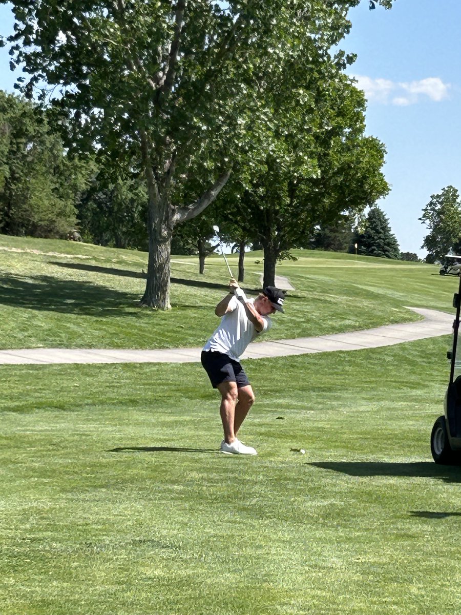 Discoverers Golf tweet media